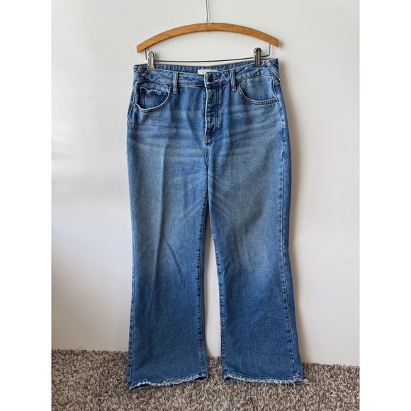 Cleo + Wolf‎ High Rise Loose Fit Flare Leg Jeans Distressed Hem 28W x 32L - Picture 3 of 8